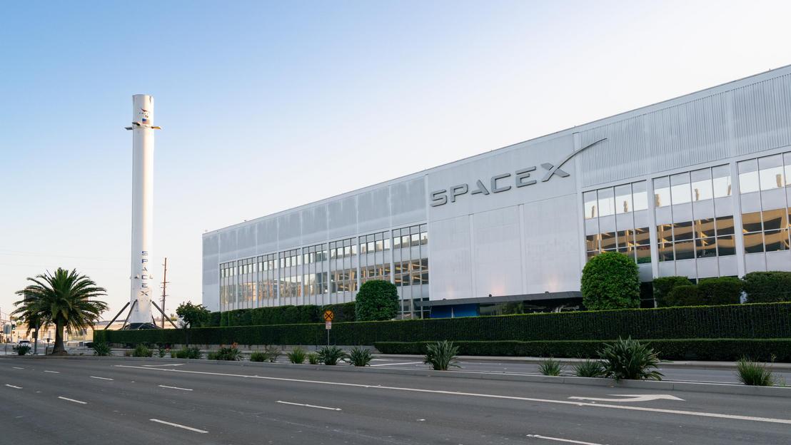 Das SpaceX-Headquarter in Los Angeles, Kalifornien